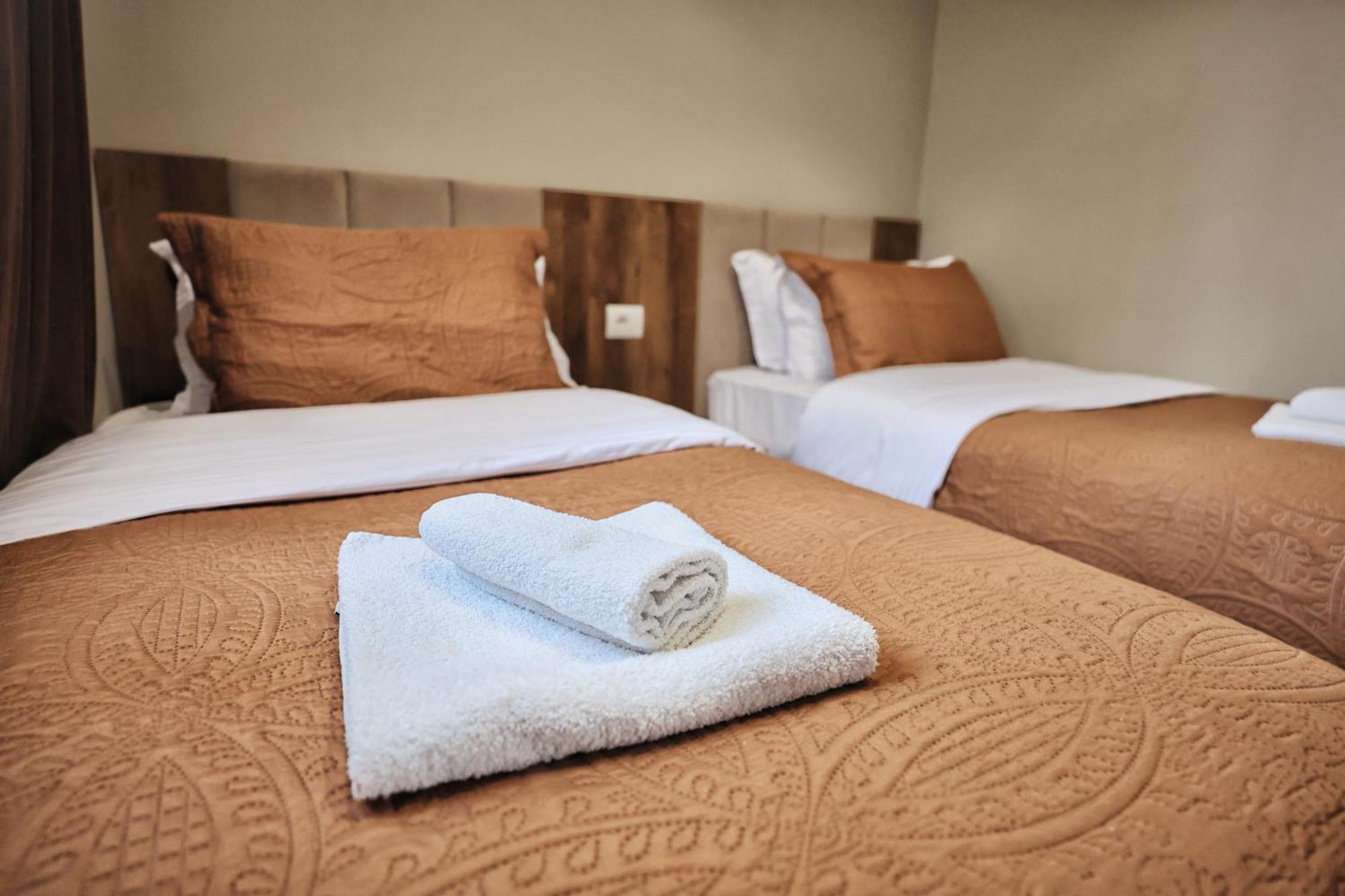 Vila Casablanca - Boutique Hotel & Restaurant Shkodër Dış mekan fotoğraf