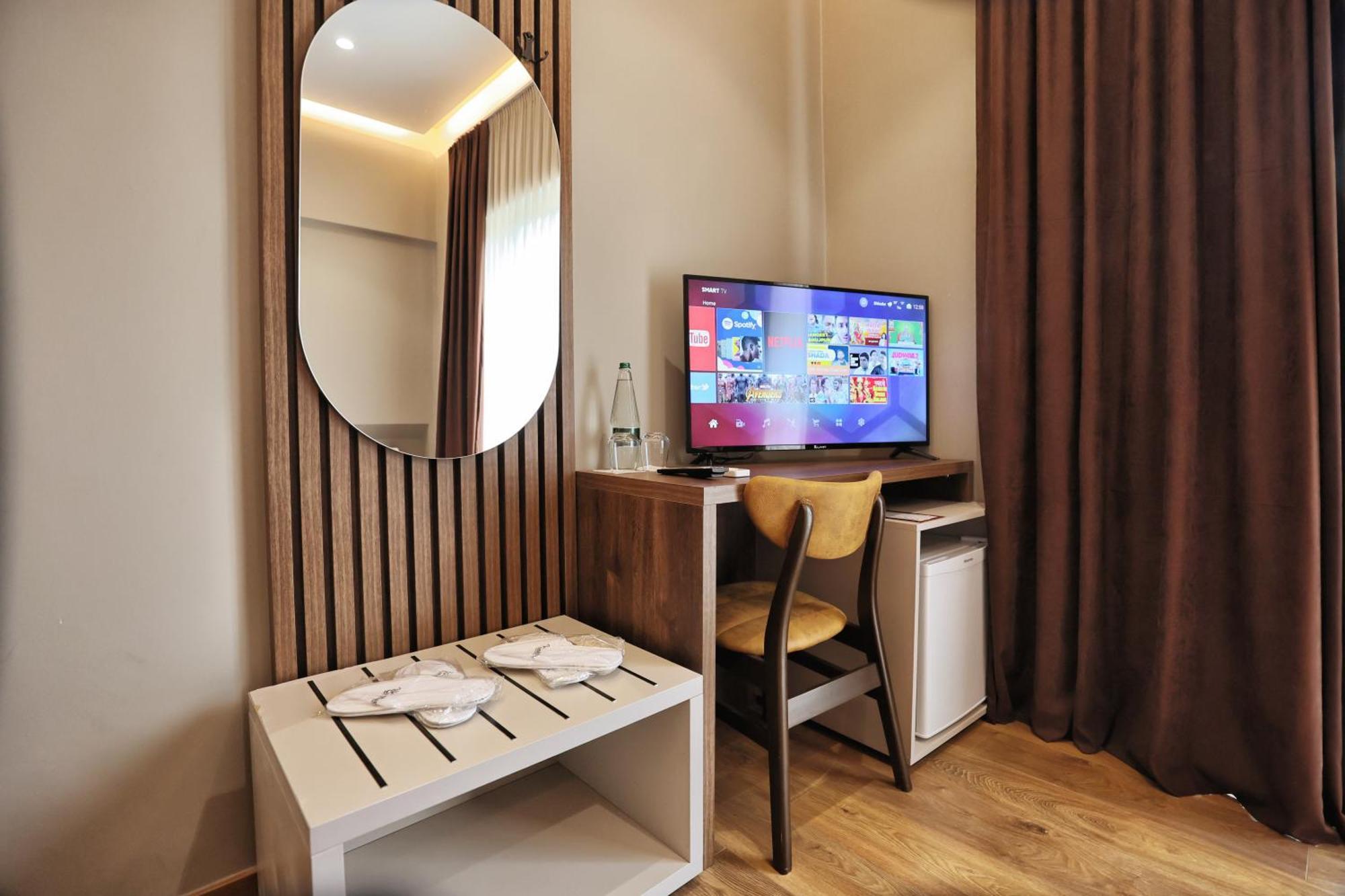 Vila Casablanca - Boutique Hotel & Restaurant Shkodër Dış mekan fotoğraf