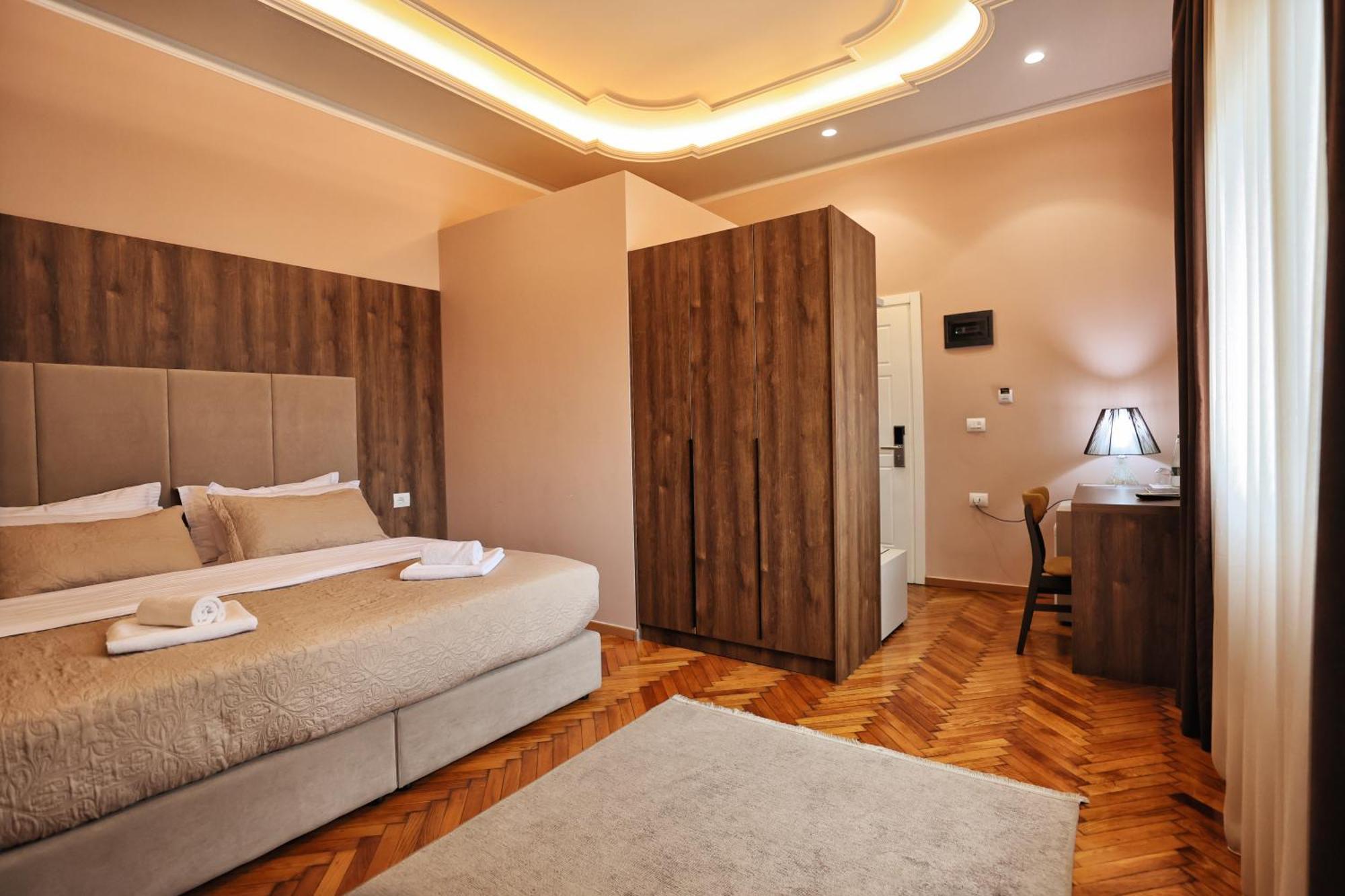 Vila Casablanca - Boutique Hotel & Restaurant Shkodër Dış mekan fotoğraf