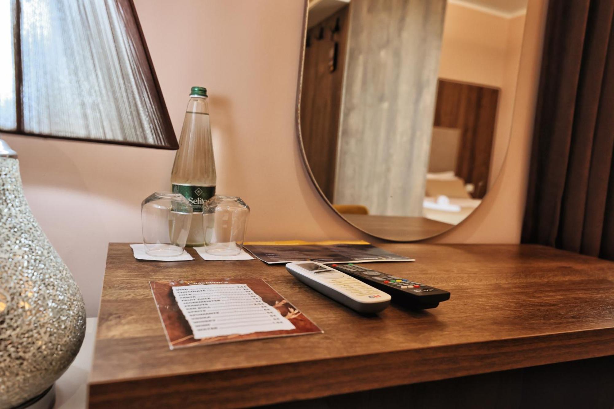 Vila Casablanca - Boutique Hotel & Restaurant Shkodër Dış mekan fotoğraf