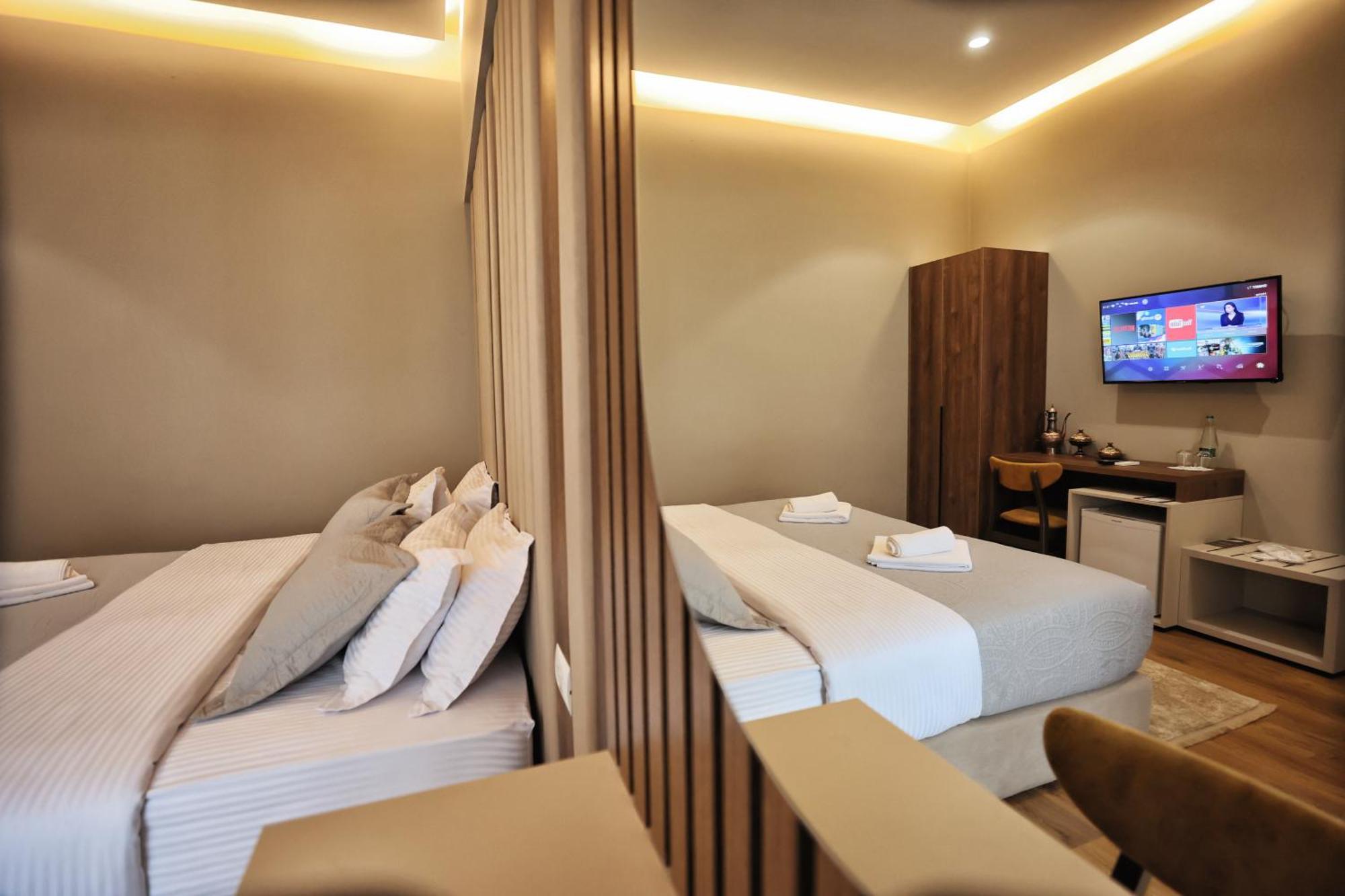 Vila Casablanca - Boutique Hotel & Restaurant Shkodër Dış mekan fotoğraf